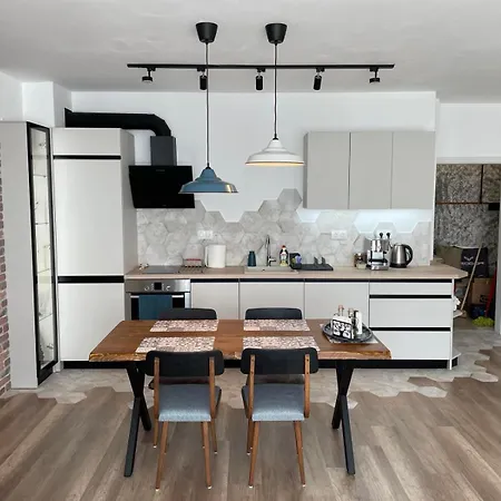 Platinum Luxury Industrial 3 Unit Center Freepark Plovdiv